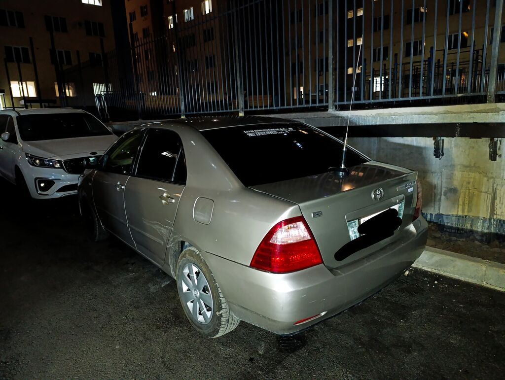 Toyota Corolla: 2004 г., 1.5 л, Автомат, Бензин, Седан: фото 1
