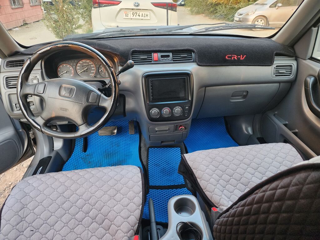 Honda CR-V: 1998 г., 2 л, Автомат, Бензин, Кроссовер: фото 8