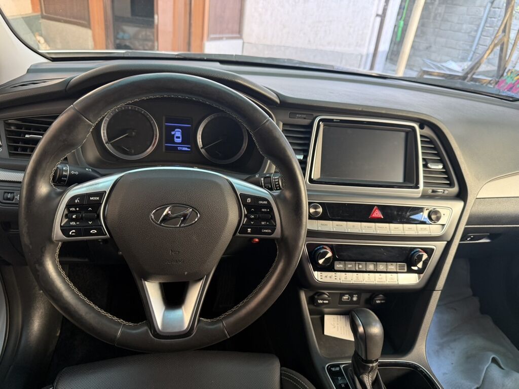 Hyundai Sonata: 2020 г., 2 л, Автомат, Газ, Седан: фото 7