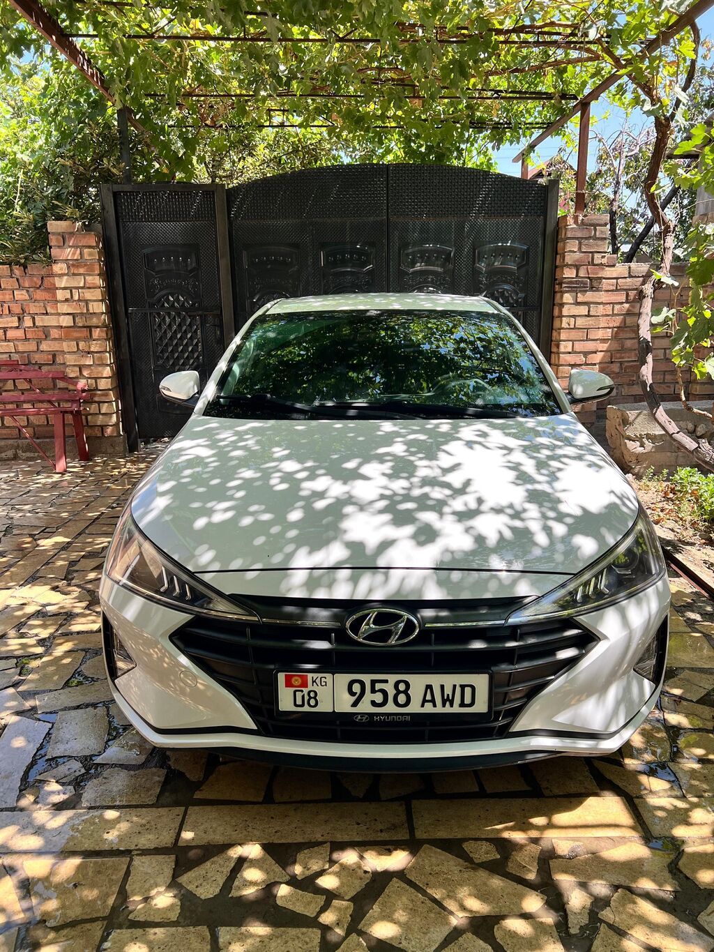 Hyundai Elantra: 2018 г., 1.6 л, Автомат, Бензин, Седан: фото 4