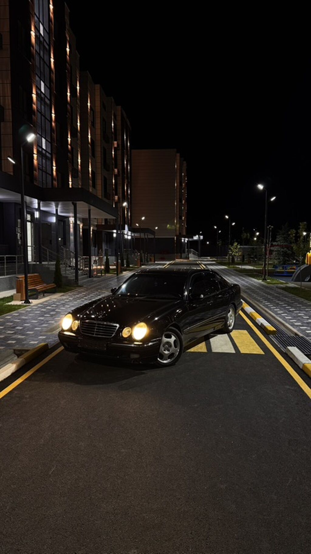 Mercedes-Benz E-Class: 2000 г., 4.3 л, Автомат, Газ, Седан: фото 2