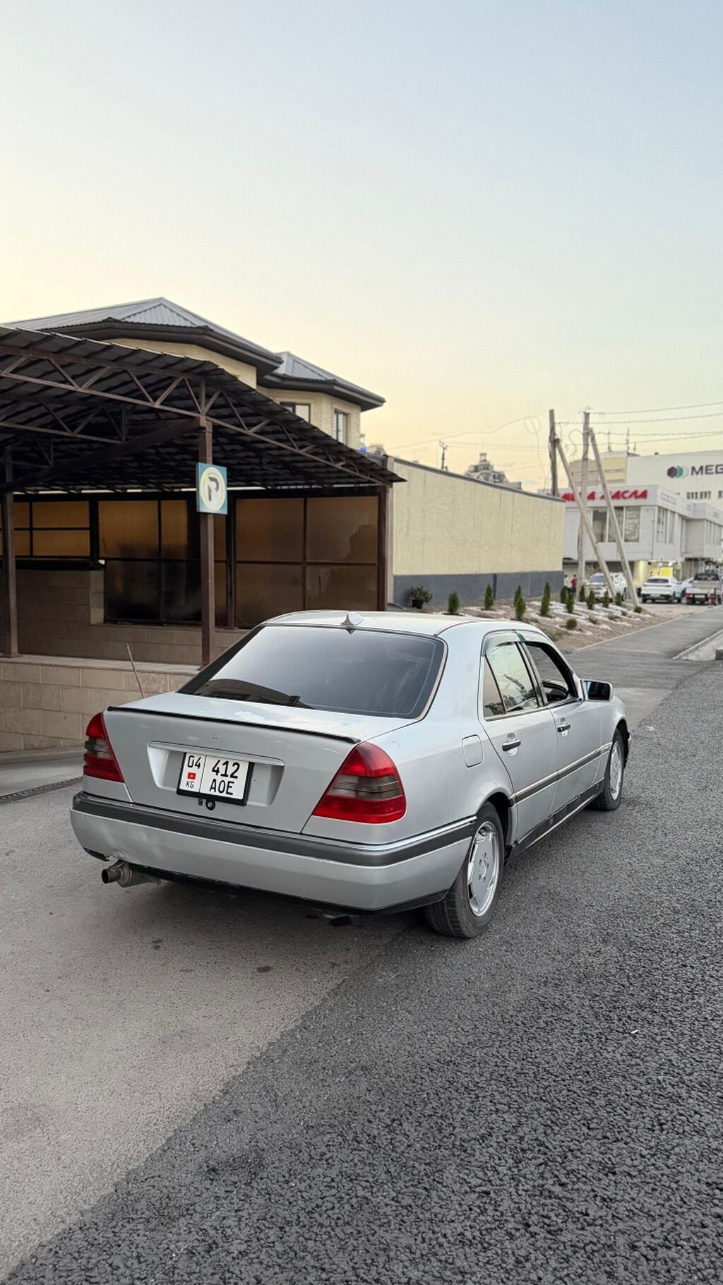 Mercedes-Benz C-Class: 1993 г., 1.8 л, Механика, Бензин, Седан: фото 3