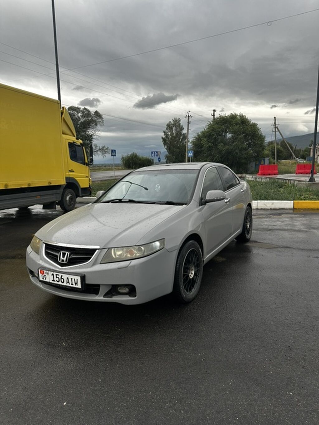 Honda Accord: 2003 г., 2 л, Автомат, Бензин, Седан: фото 3