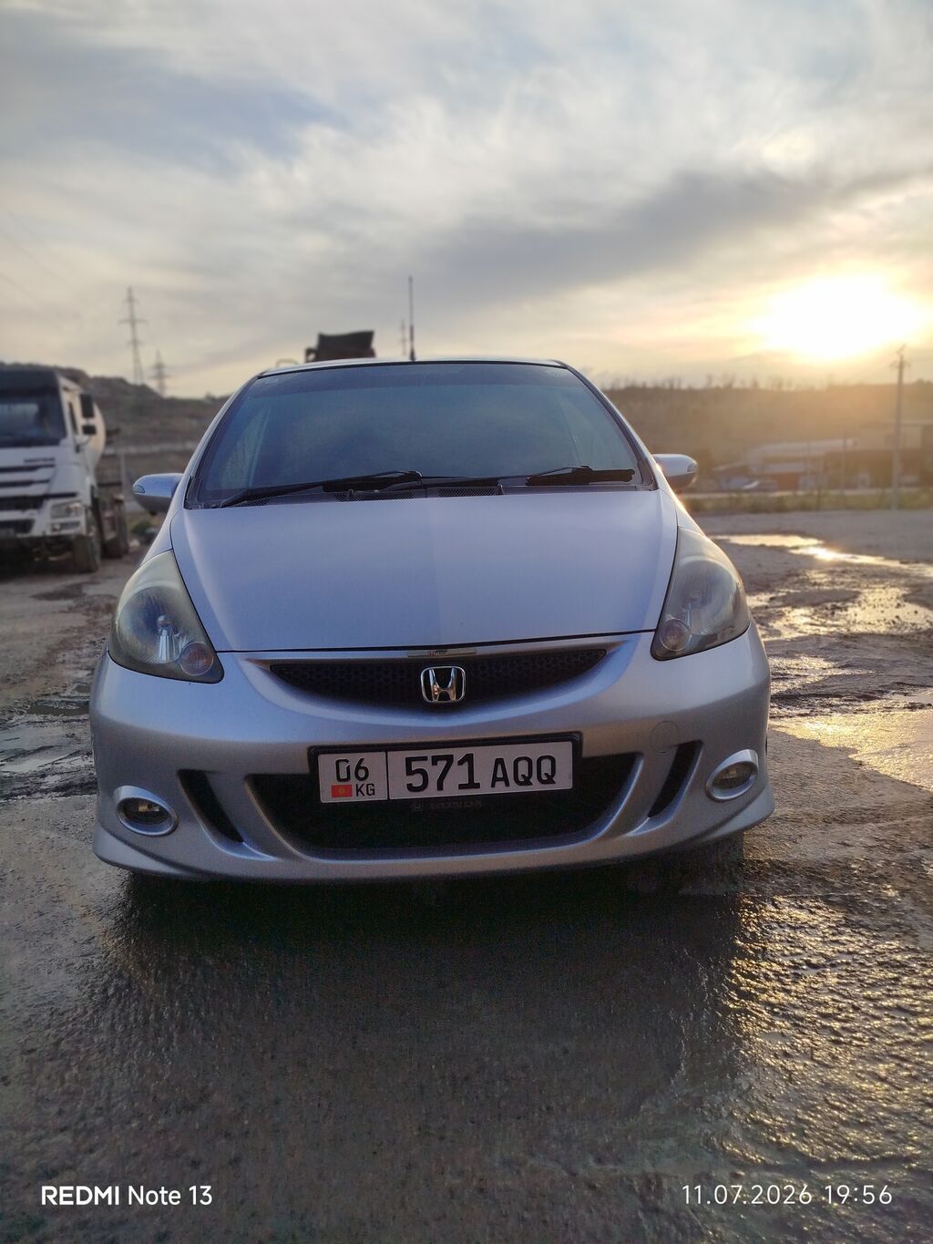 Продам Honda Fit 2003 г., 1.3 л, автомат: фото 3