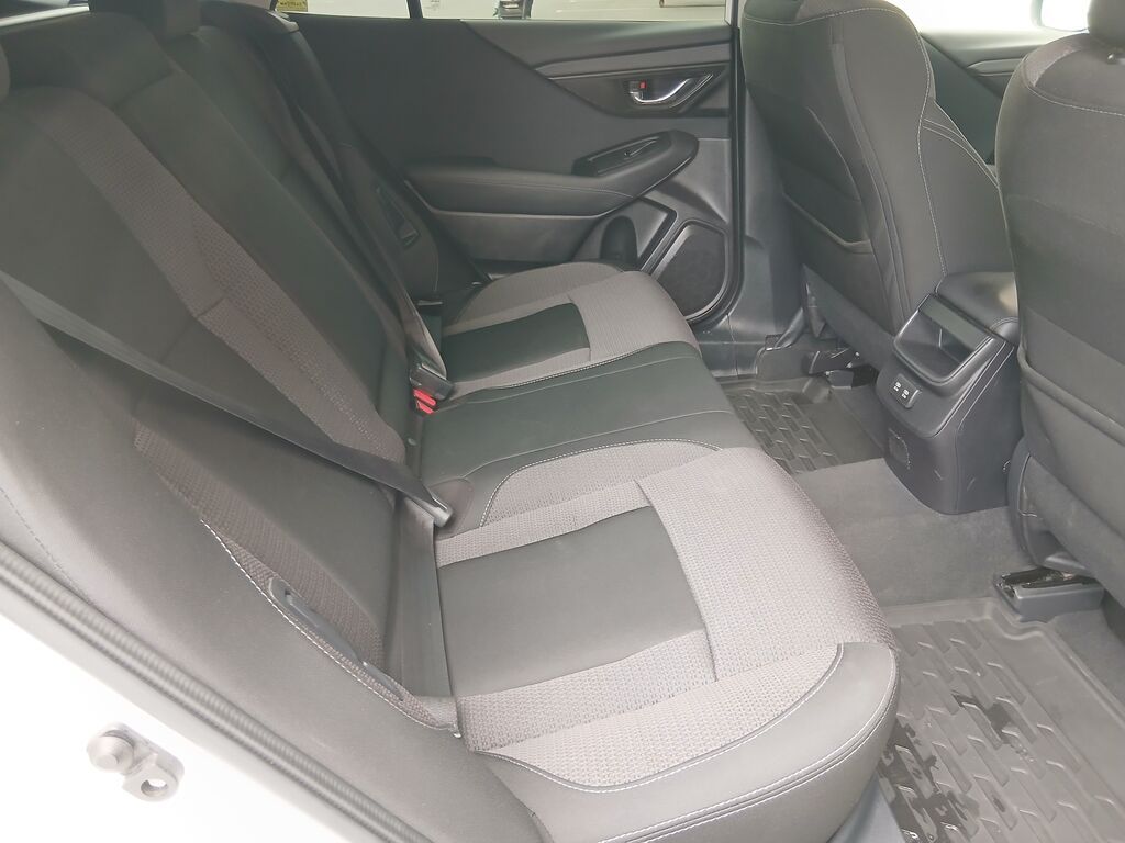 Subaru Outback: 2020 г., Универсал: фото 8