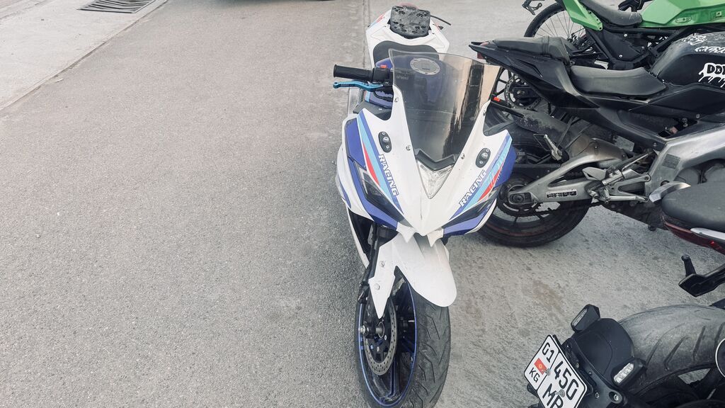 Спортбайк BMW, 300 куб. см, Бензин, Взрослый, Б/у: фото 3