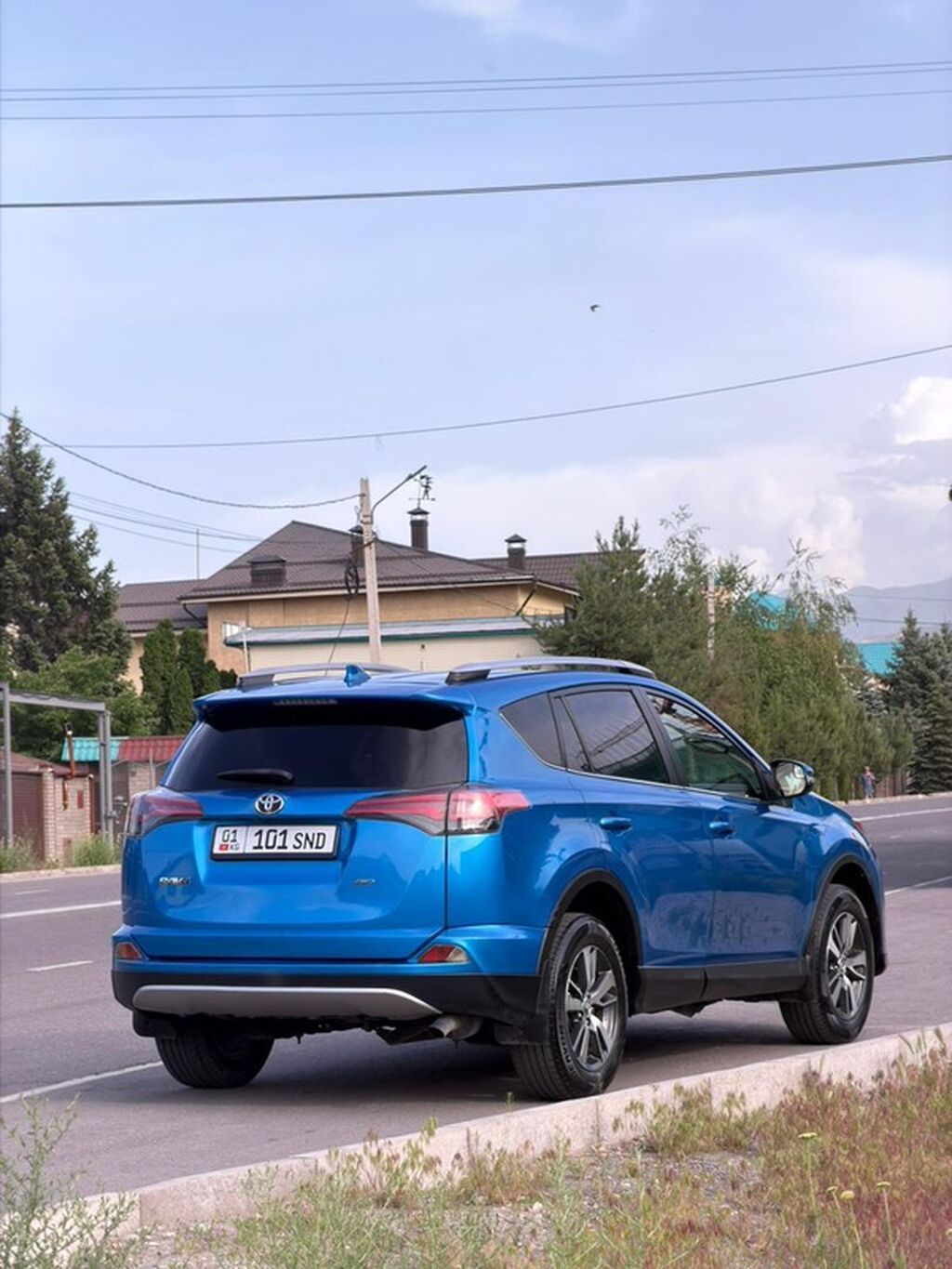 Toyota RAV4: 2017 г., 2.5 л, Автомат, Бензин, Кроссовер: фото 5