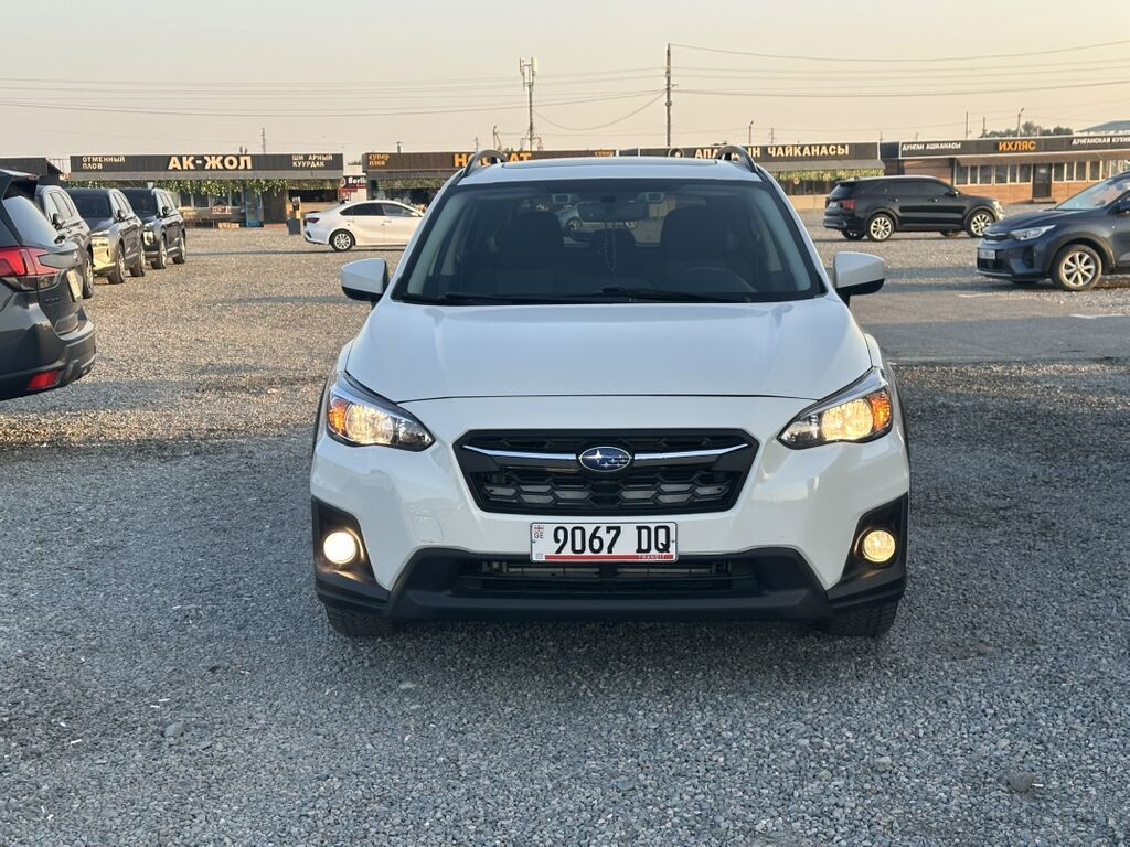 Subaru XV 2020 г., белый, кроссовер: фото 4