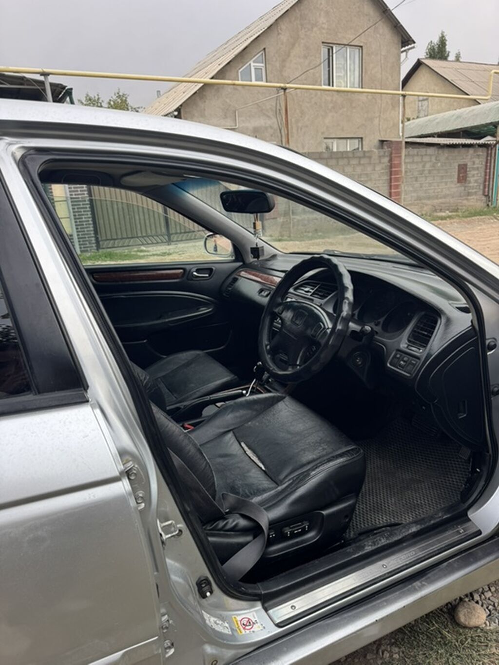 Honda Accord: 2002 г., 2 л, Автомат, Бензин, Седан: фото 3