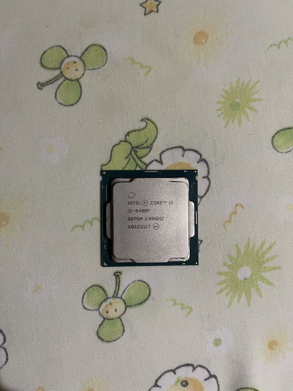 I5-9400f бу работает нормально в хорошем состоянии