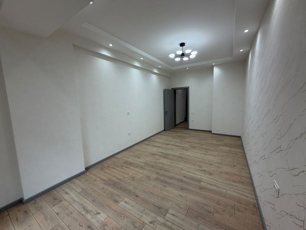 2 otaqlı, Yeni tikili, 111 kv. m