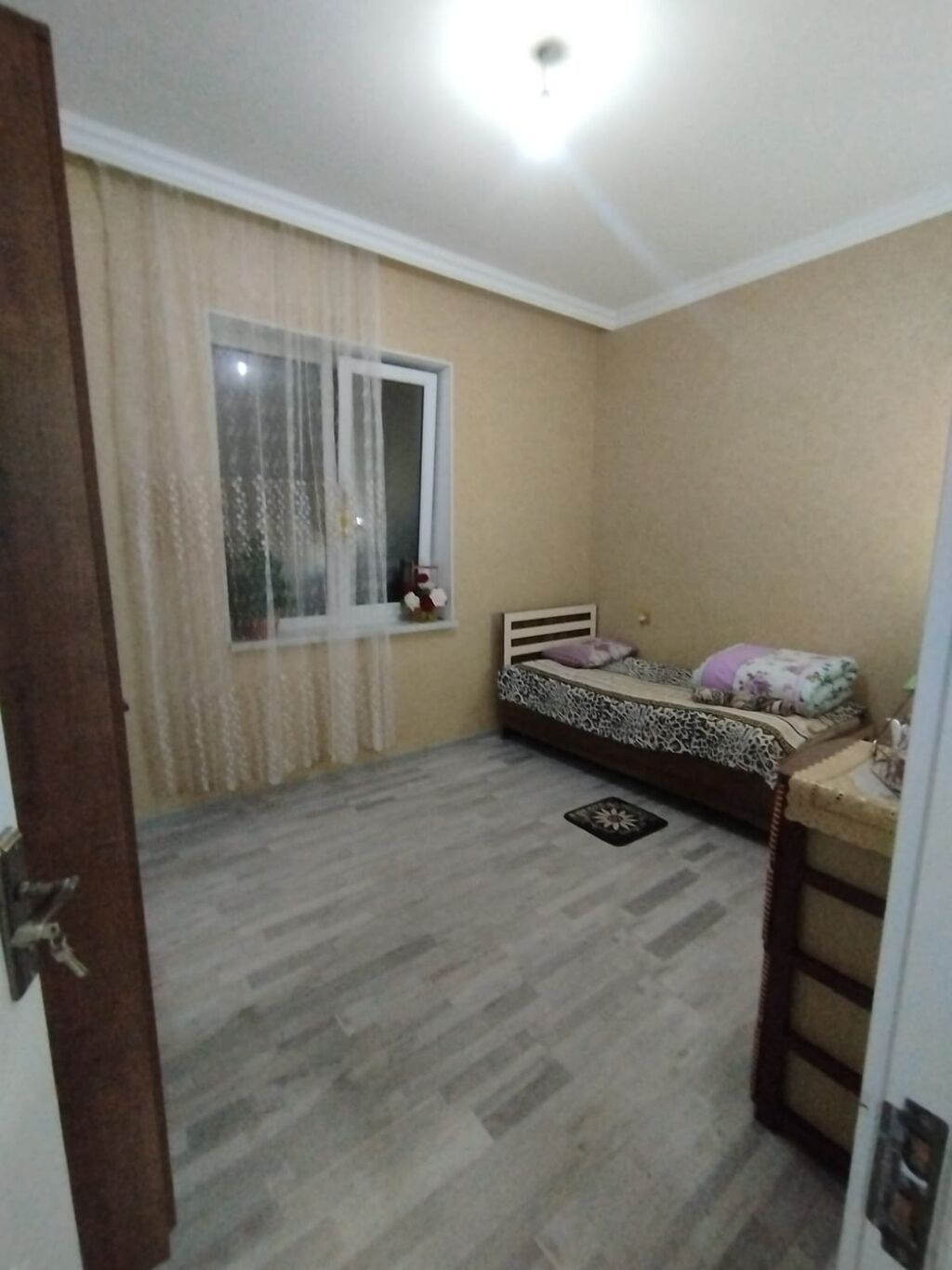 3 otaqlı, 72 kv. m, Kredit yoxdur, Yeni təmirli