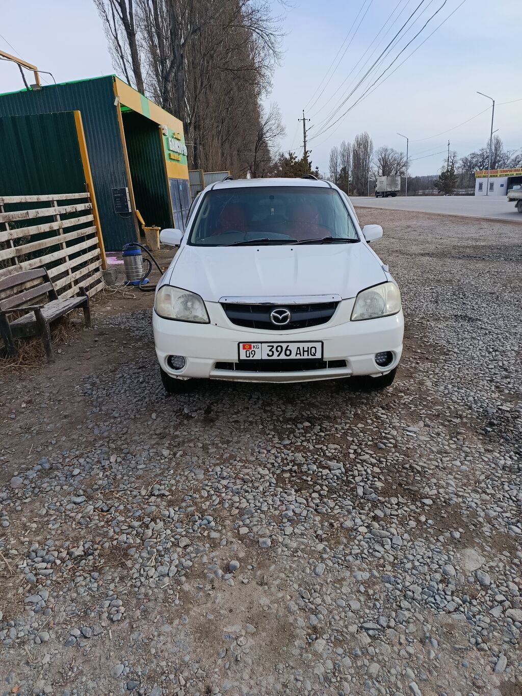 Mazda Tribute: 2000 г., 0.2 л, Автомат, Бензин, Кроссовер: фото 2