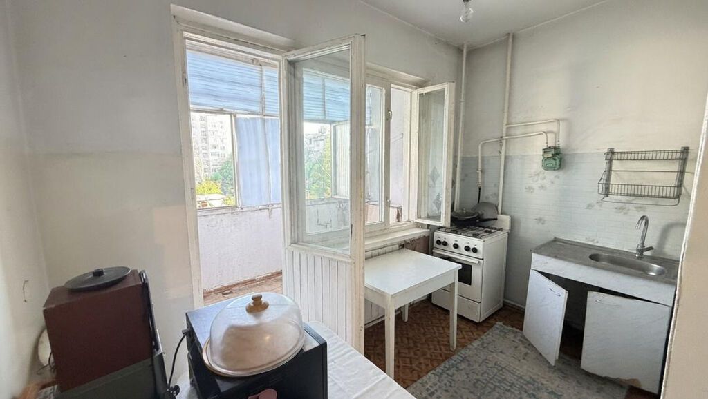 3 комнаты, 34 м², 105 серия, 4 этаж