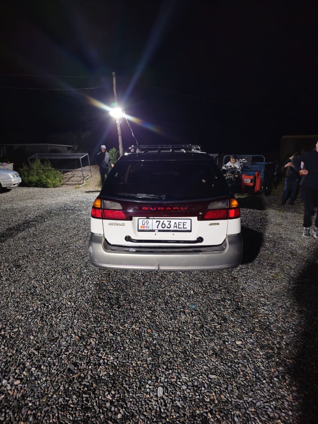 Subaru Outback: 2001 г., 2.5 л, Автомат, Бензин, Универсал: фото 3