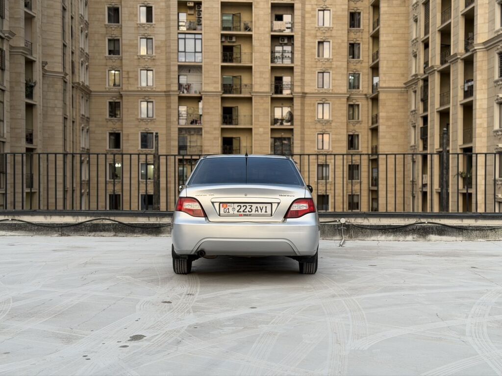Daewoo Nexia: 2010 г., 1.6 л, Механика, Бензин, Седан: фото 8