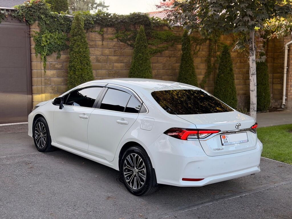 Toyota Corolla: 2020 г., 1.6 л, Вариатор, Бензин, Седан: фото 3