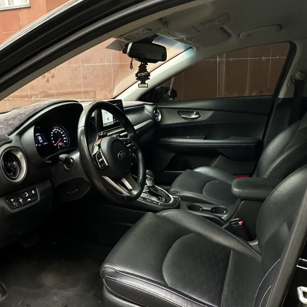 Kia K3: 2020 г., 1.6 л, Автомат, Бензин, Седан: фото 8