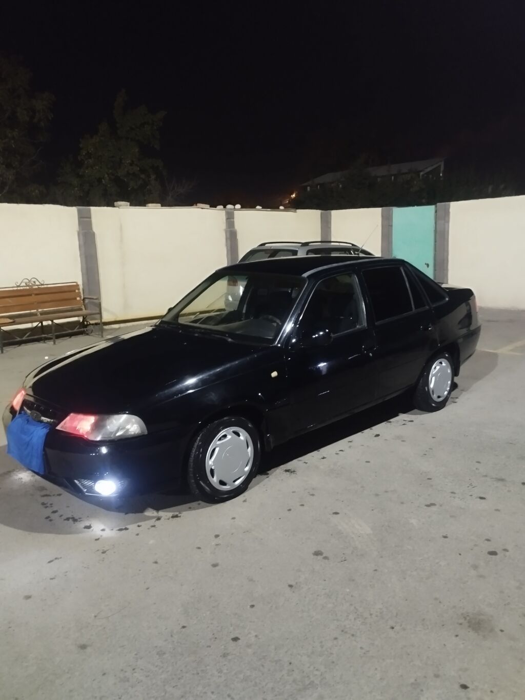 Daewoo Nexia: 2010 г., 1.6 л, Механика, Бензин, Седан: фото 1
