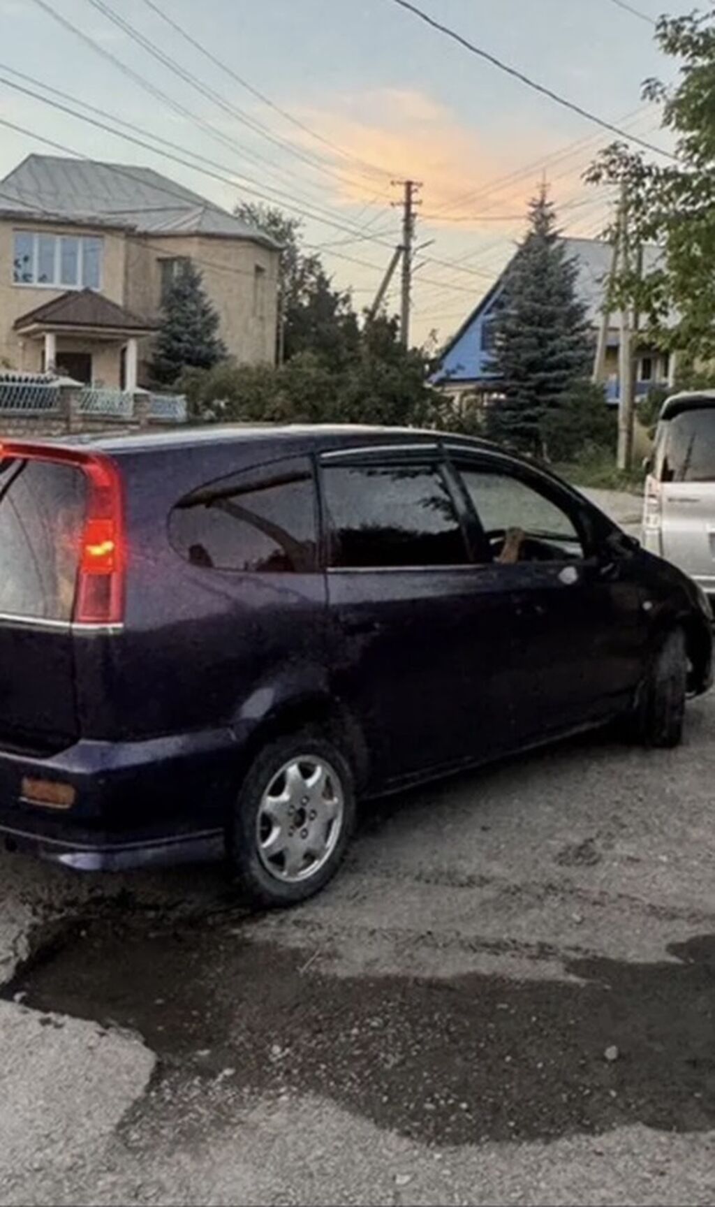 Honda Stream: 2001 г., 2 л, Автомат, Минивэн: фото 2