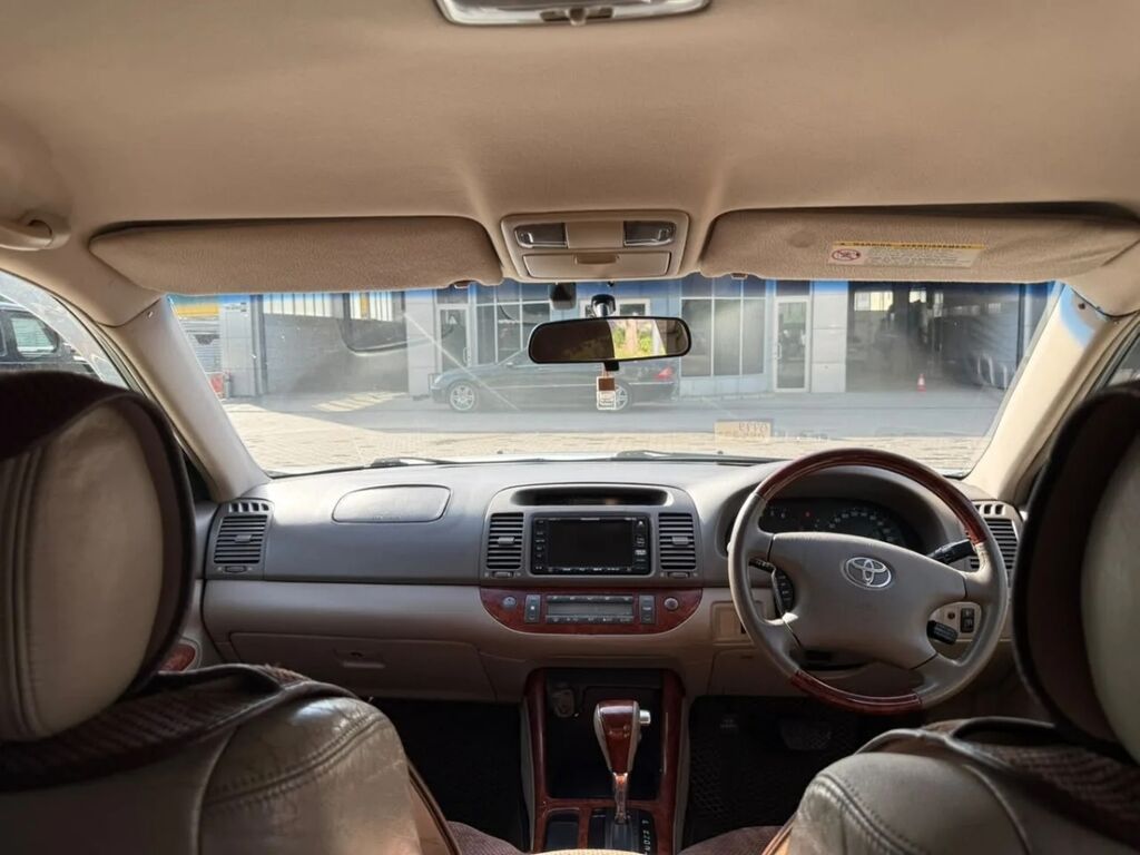 Toyota Camry: 2002 г., Бензин, Седан — фото 3