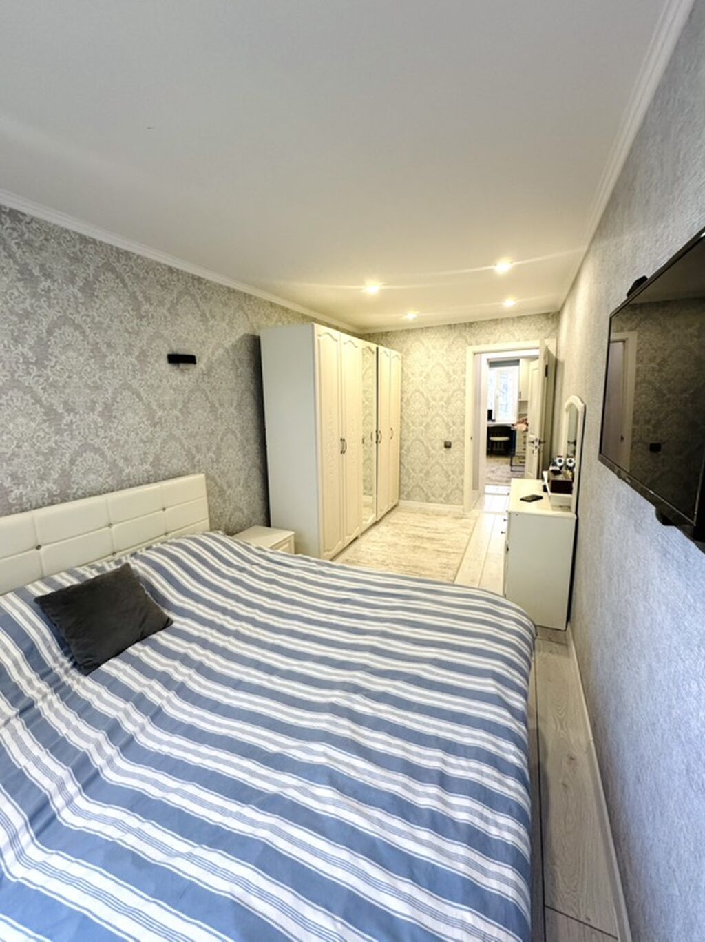 3 комнаты, 63 м², 104 серия, 3 этаж, Евроремонт: фото 4