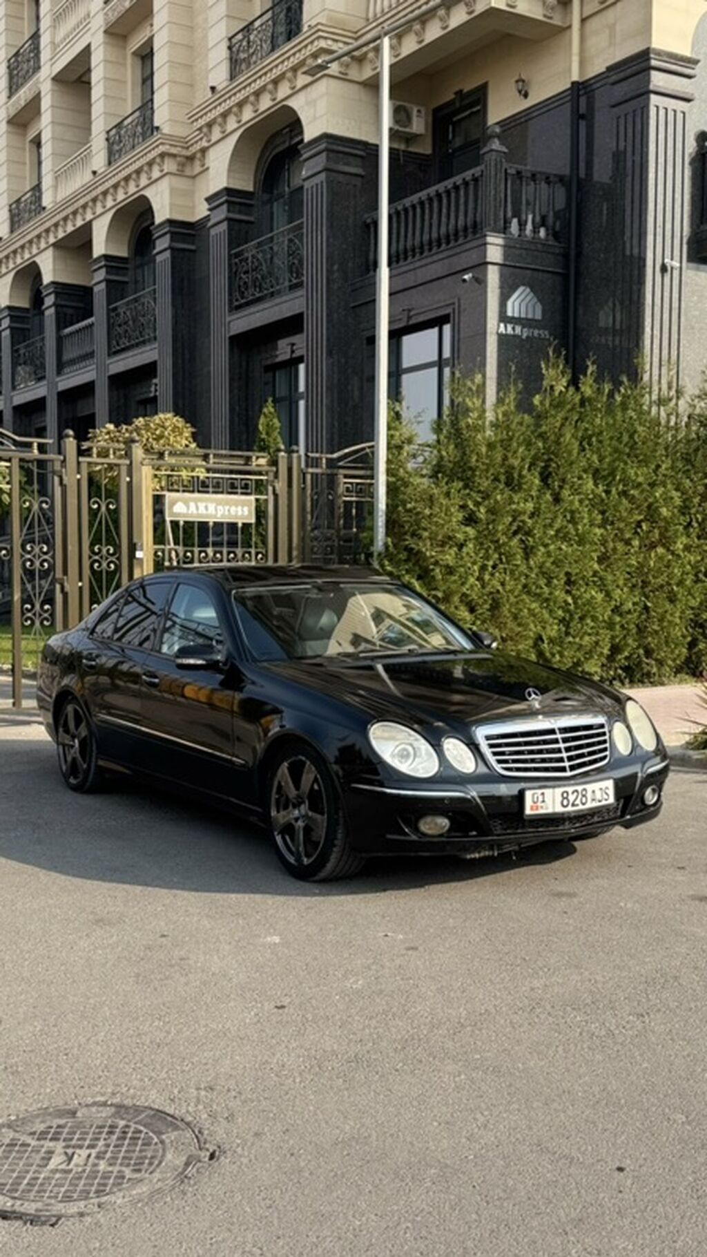 Mercedes-Benz E-Class: 2008 г., 3 л, Автомат, Дизель, Седан: фото 3