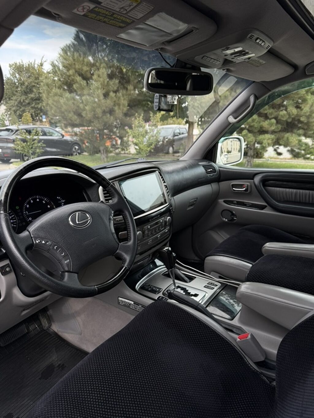 Lexus LX: 2005 г., 4.7 л, Автомат, Бензин, Внедорожник: фото 8