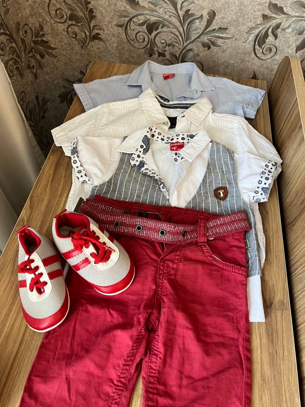 Uwaq geyimleri hamisi birlikde 20 azn 20 AZN Uşaq köynəkləri Bakı