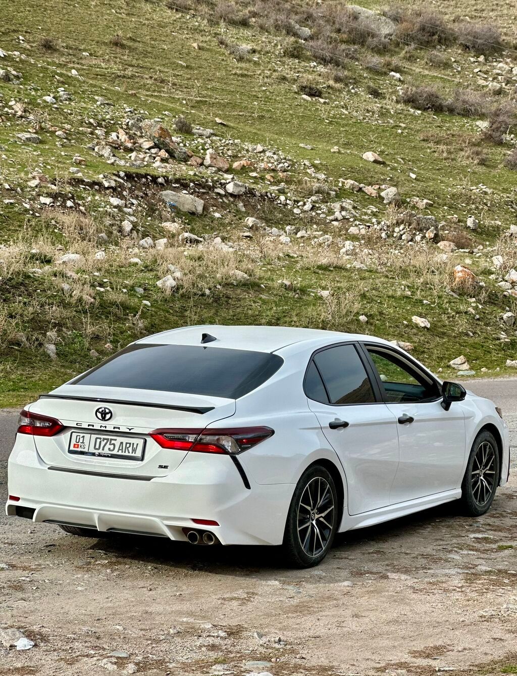 Прокат TOYOTA Camry 75 2022 года выпуска, обьем 2.5 бензин. Сдаются в: фото 3