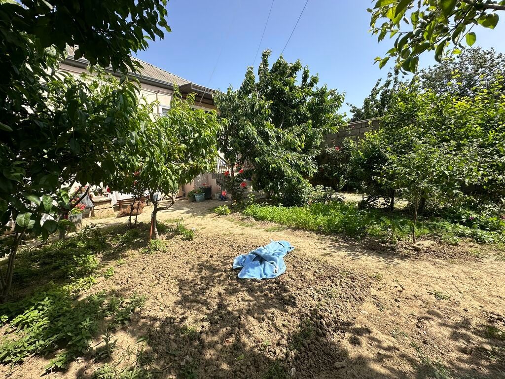 4 otaqlı, 135 kv. m, Kredit yoxdur, Yeni təmirli
