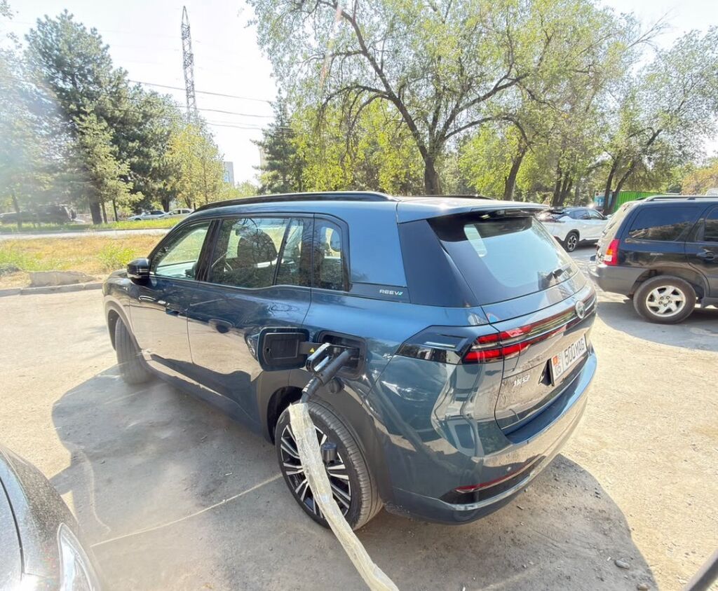 GAC Aion Hyper HT (RE6W) — полноразмерный кроссовер с гибридной: фото 2