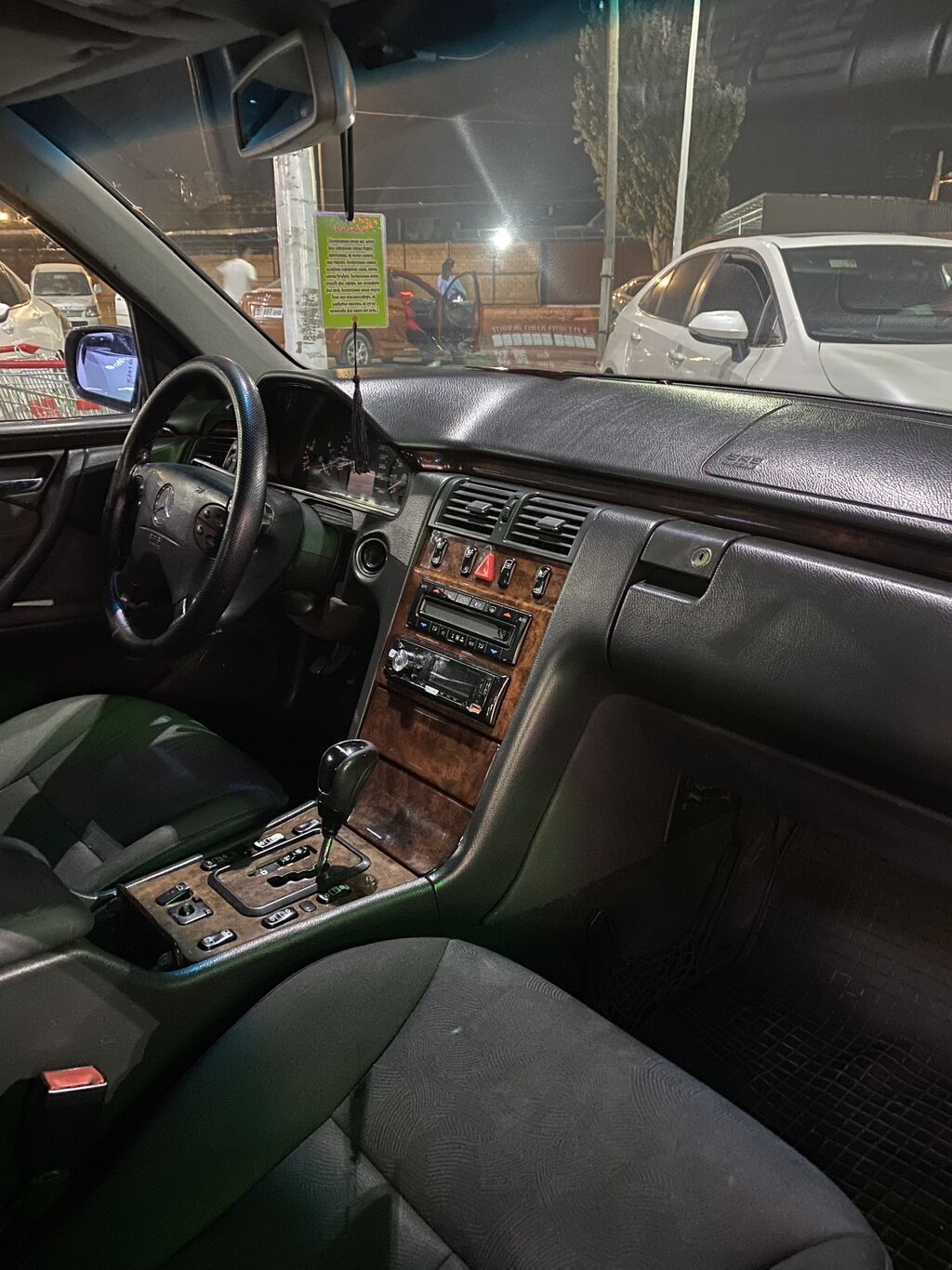 Mercedes-Benz E-Class: 2001 г., 2.4 л, Автомат, Бензин, Седан: фото 7