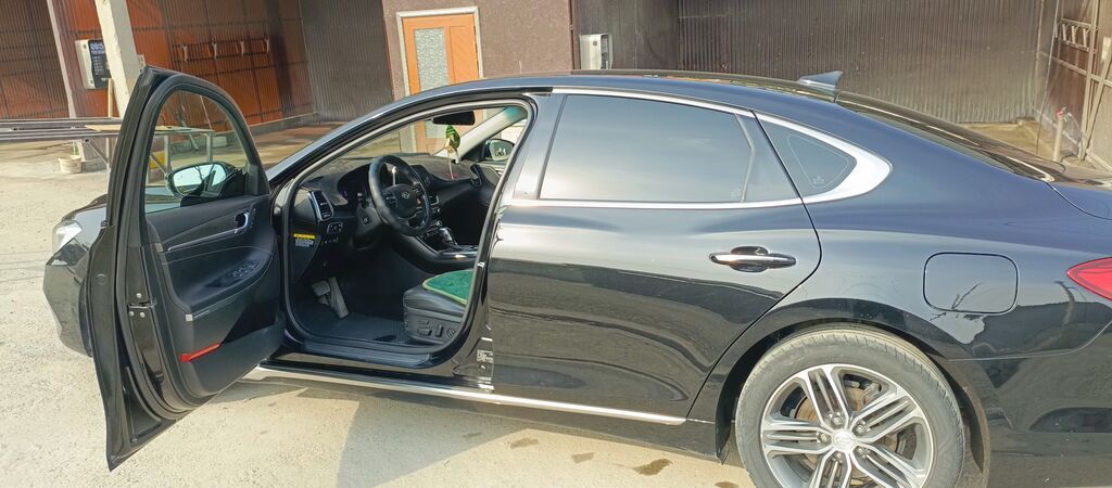 Hyundai Grandeur: 2018 г., 2.4 л, Автомат, Бензин, Седан: фото 1