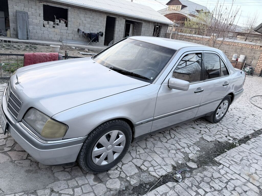 Mercedes-Benz C-Class: 1996 г., 2.3 л, Автомат, Бензин, Седан: фото 3