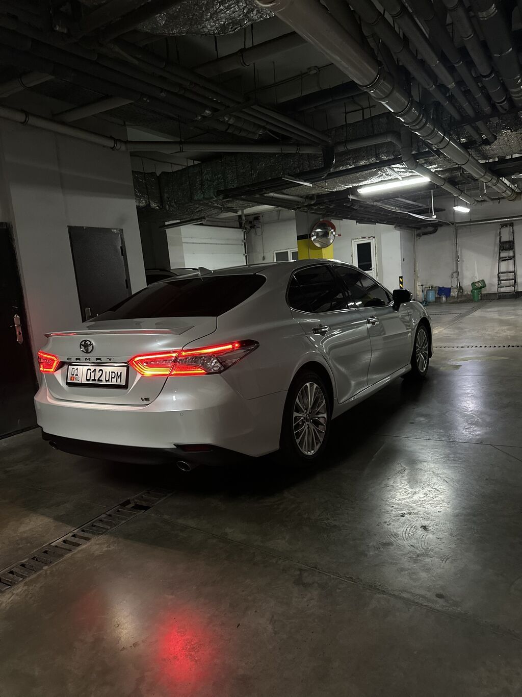 Toyota Camry: 2019 г., 3.5 л, Автомат, Бензин, Седан: фото 7