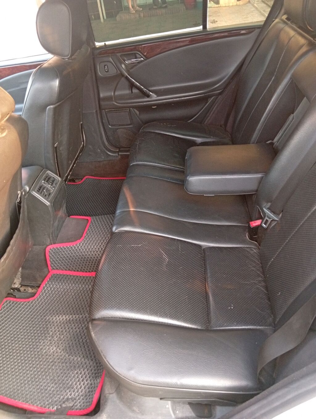 Mercedes-Benz 220: 2001 г., 2.2 л, Автомат, Дизель, Универсал: фото 8
