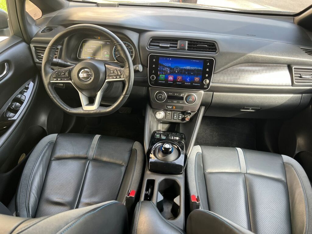 Nissan Leaf: 2018 г., Автомат, Электромобиль, Хэтчбэк: фото 5