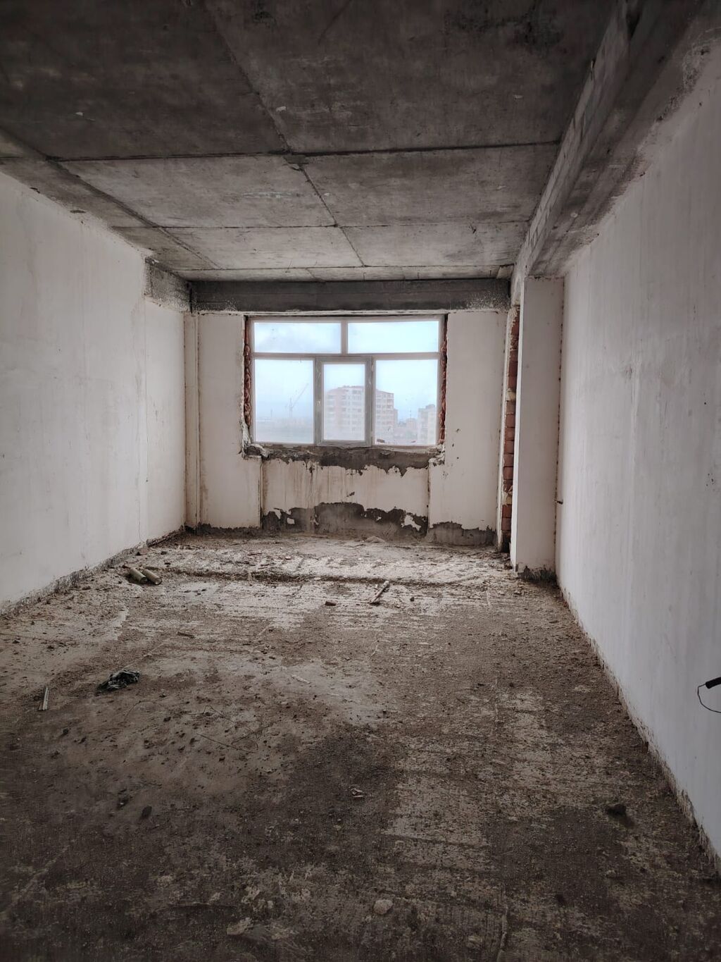 9-cu mikrorayon, 3 otaqlı, Yeni tikili, 130 kv. m