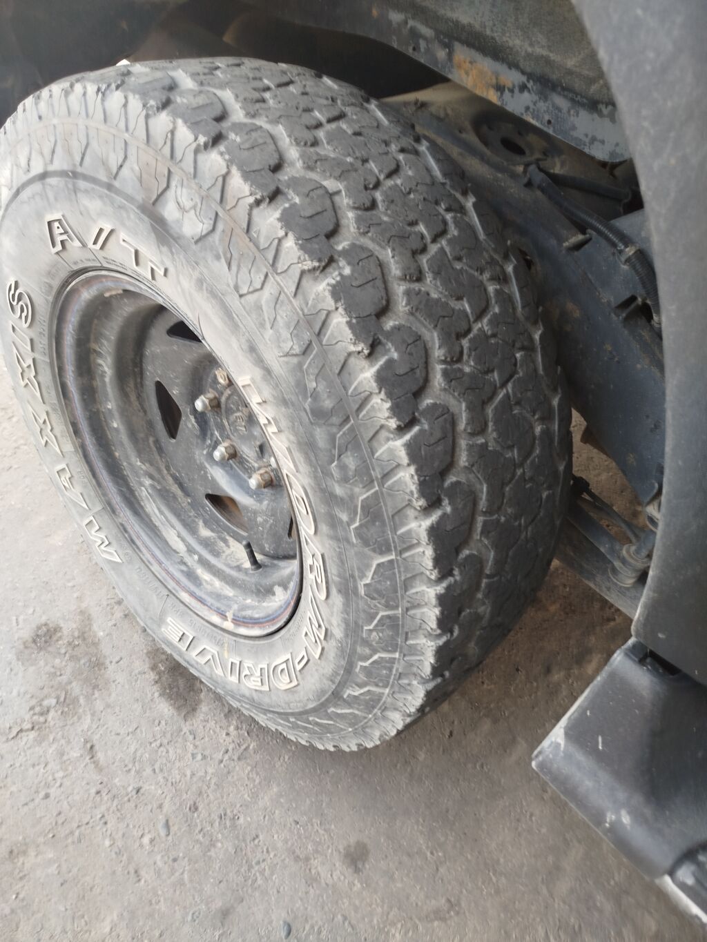Колеса в сборе 275 / 70 / R 16, Всесезонная, Б/у, Комплект, Внедорожные (АТ/МТ), Железные, отверстий - 6: фото 3