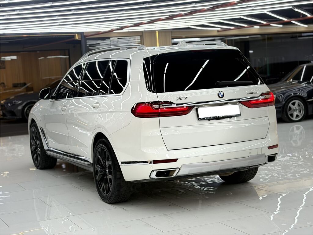 BMW X7: 2019 г., 3 л, Автомат, Бензин, Внедорожник: фото 5