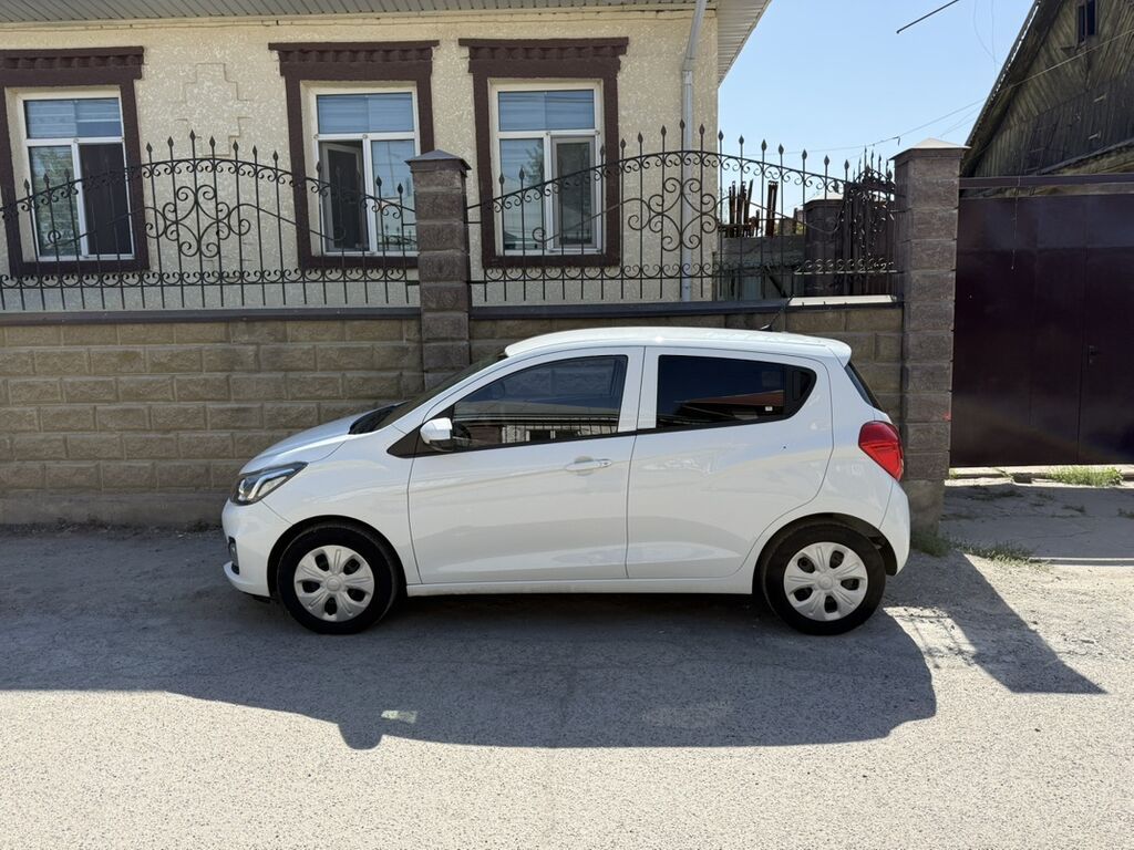 Chevrolet Spark: 2018 г., 1 л, Вариатор, Бензин, Хэтчбэк: фото 6