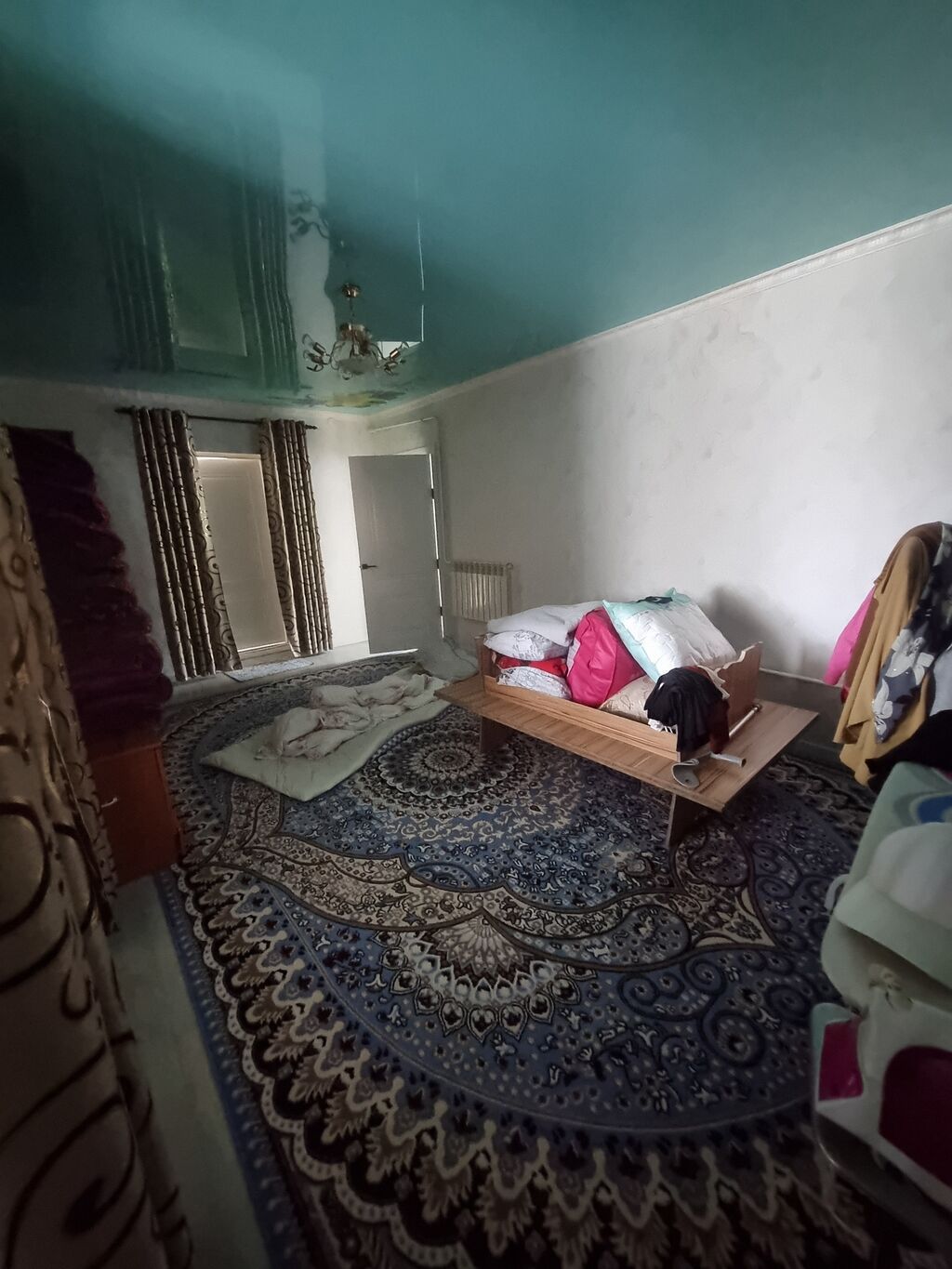Срочно продаю дом адрес Бакай ата село Ак Добо 10 комната 2 кладовка: фото 4