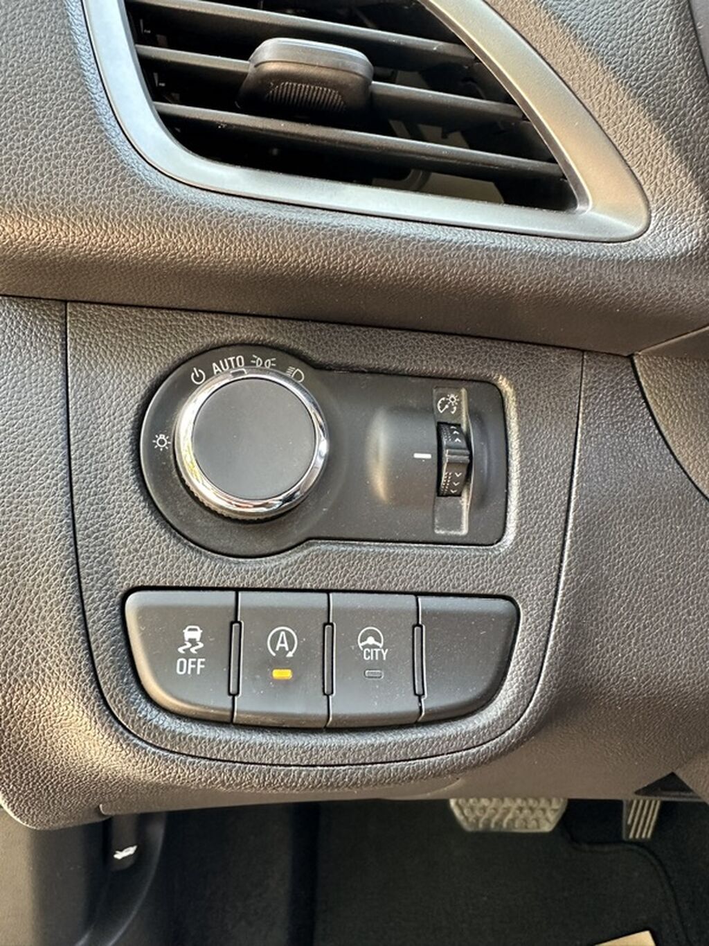 Chevrolet Spark: 2019 г., 1 л, Автомат, Бензин, Хэтчбэк: фото 5