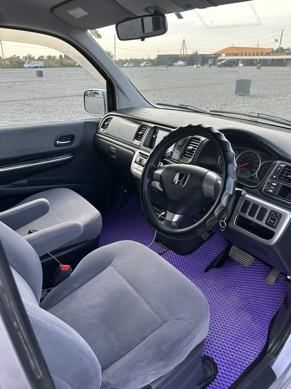 Honda Stepwgn: 2004 г., 2 л, Автомат, Бензин, Минивэн: фото 7