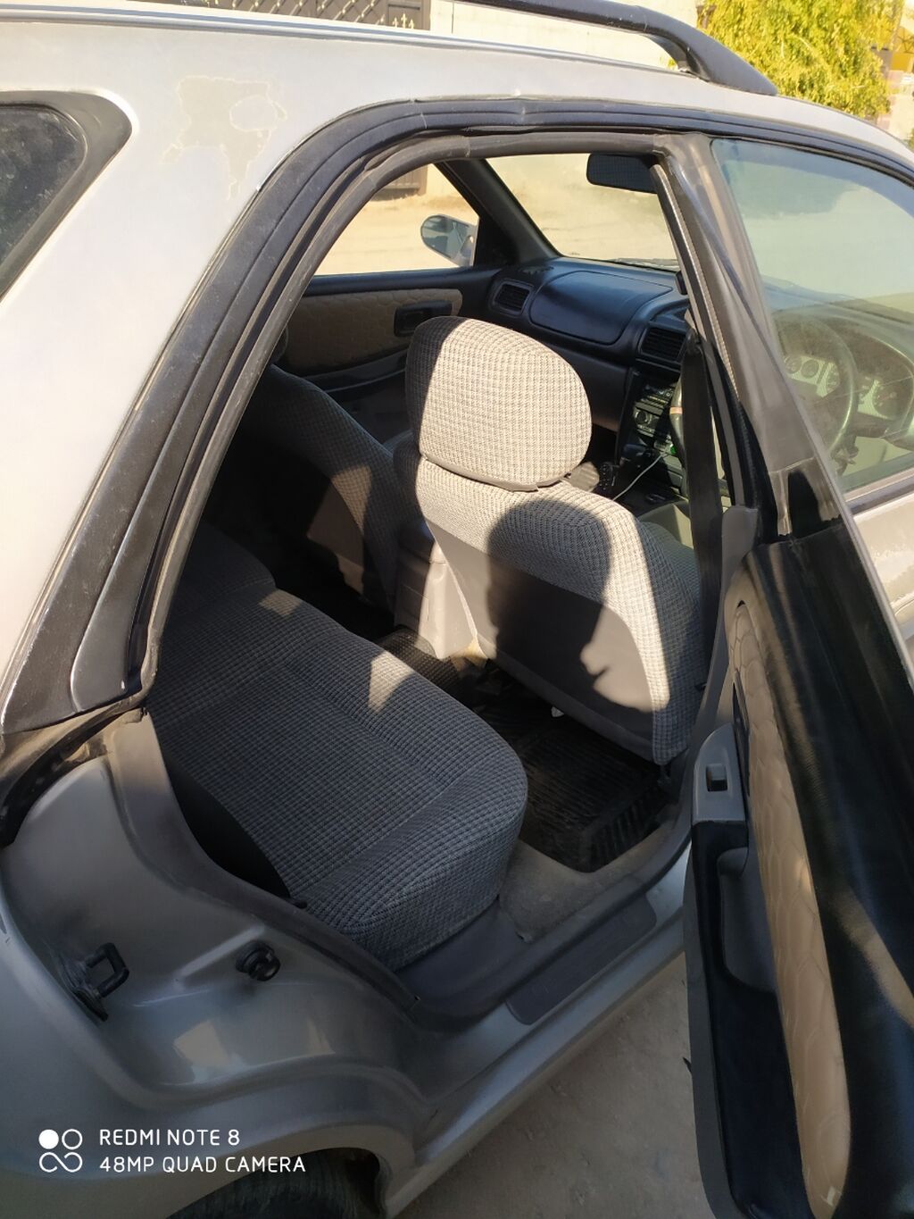 Subaru Impreza: 1999 г., 2 л, Автомат, Бензин, Универсал: фото 3