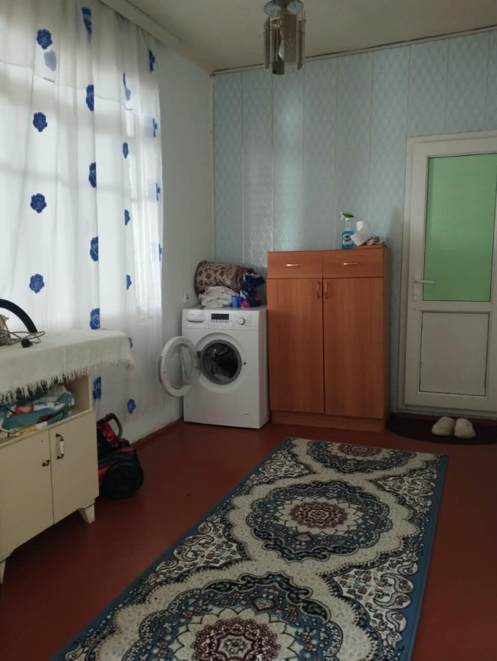 Şamaxıda 2 mərtəbəli, bağçalı həyət evi kirayə verilir. Ailəli şəxslər