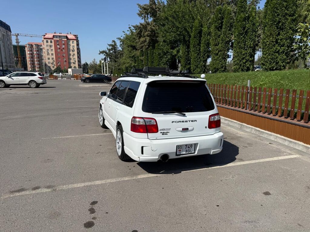 Subaru Forester: 2001 г., 2 л, Автомат, Бензин, Универсал: фото 5
