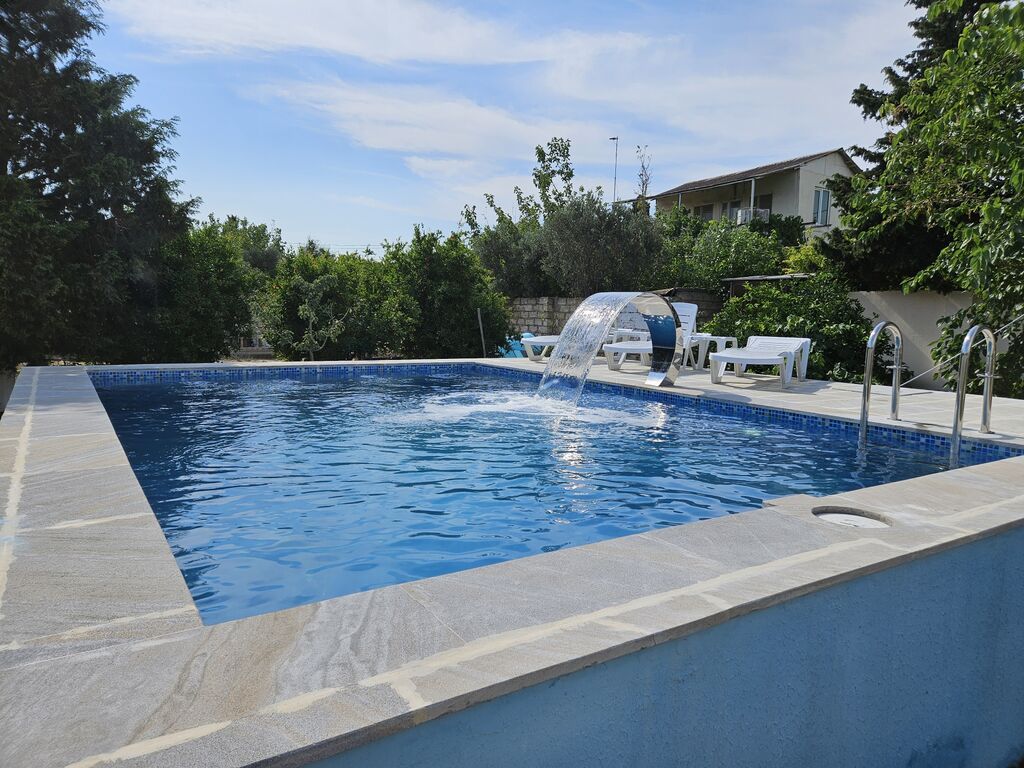 Şüvəlanda 2 otaqlı həyət evi kirayə verilir, 150 m², 100 AZN/ay, şəkil 2 / 12