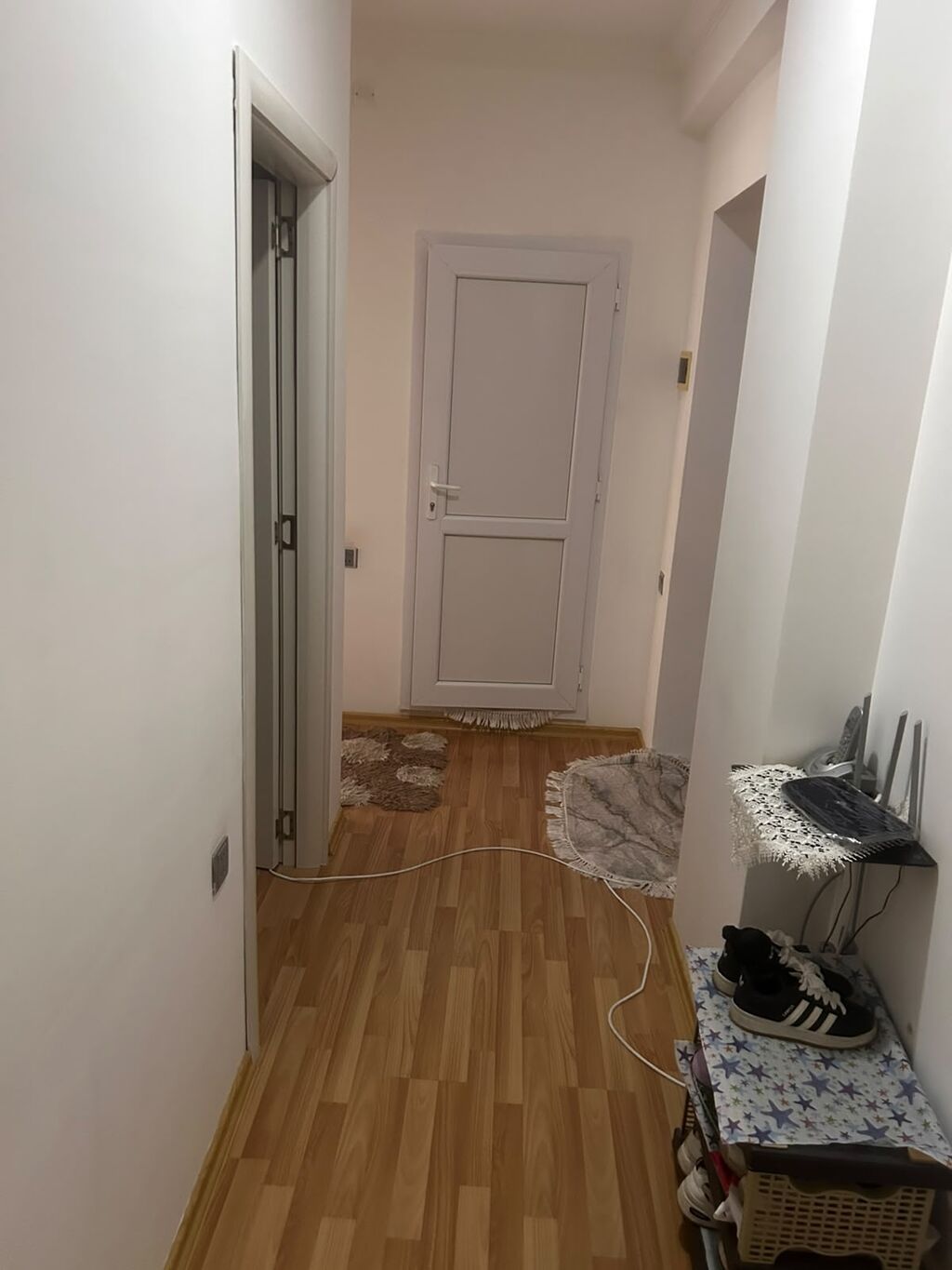 2 otaqlı, Yeni tikili, 70 kv. m